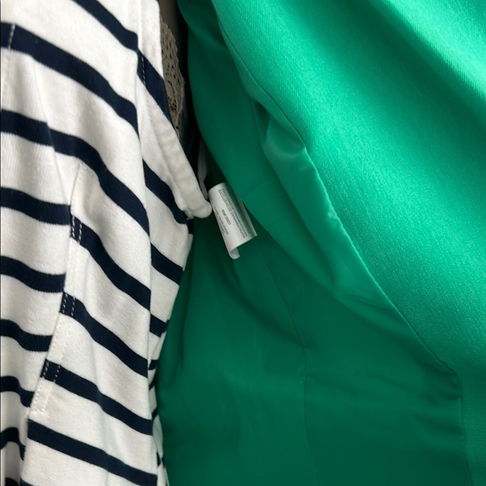 Green Women's Blazer - Picture 4 of 6